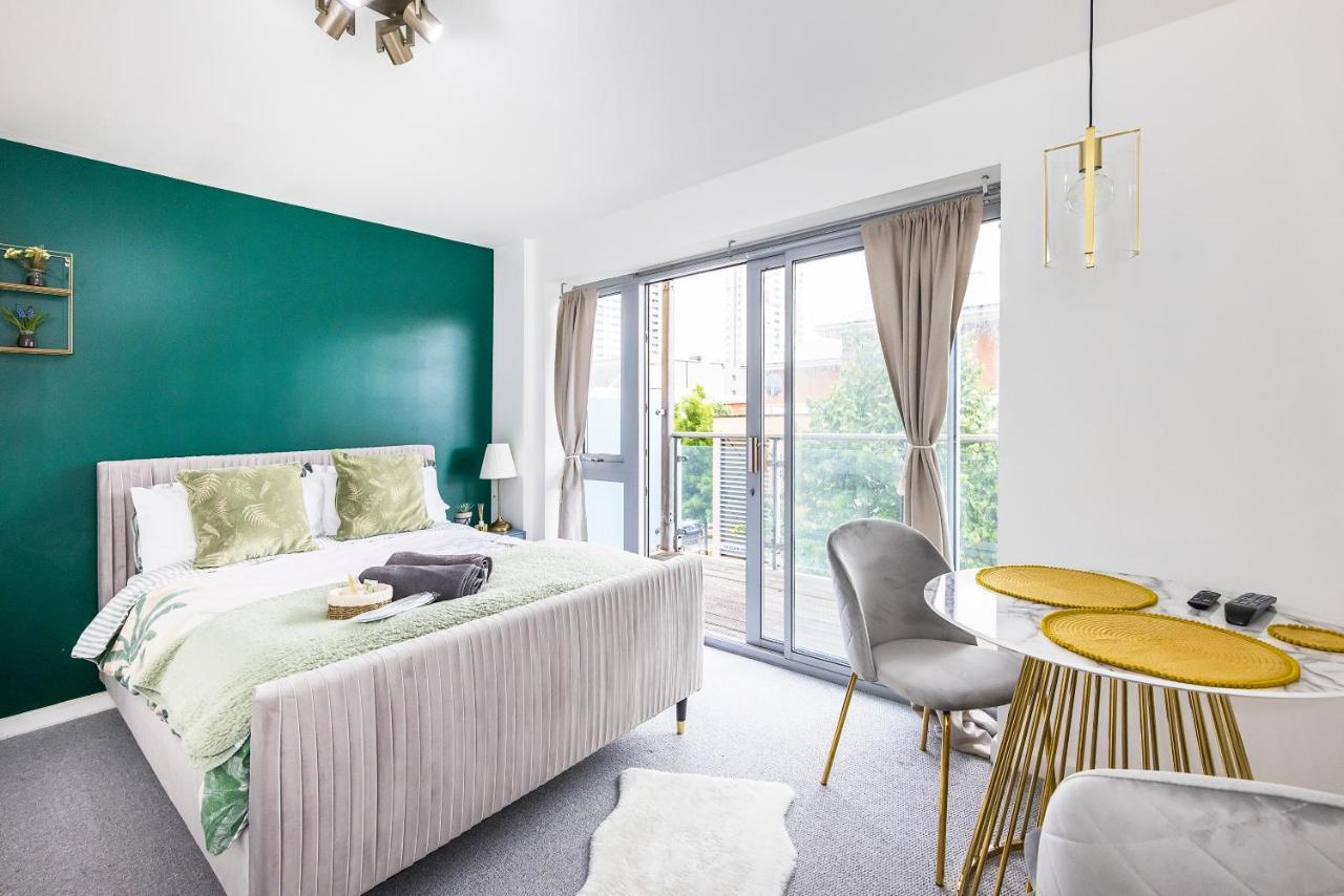 Bow Wharf Apartments ลอนดอน ภายนอก รูปภาพ