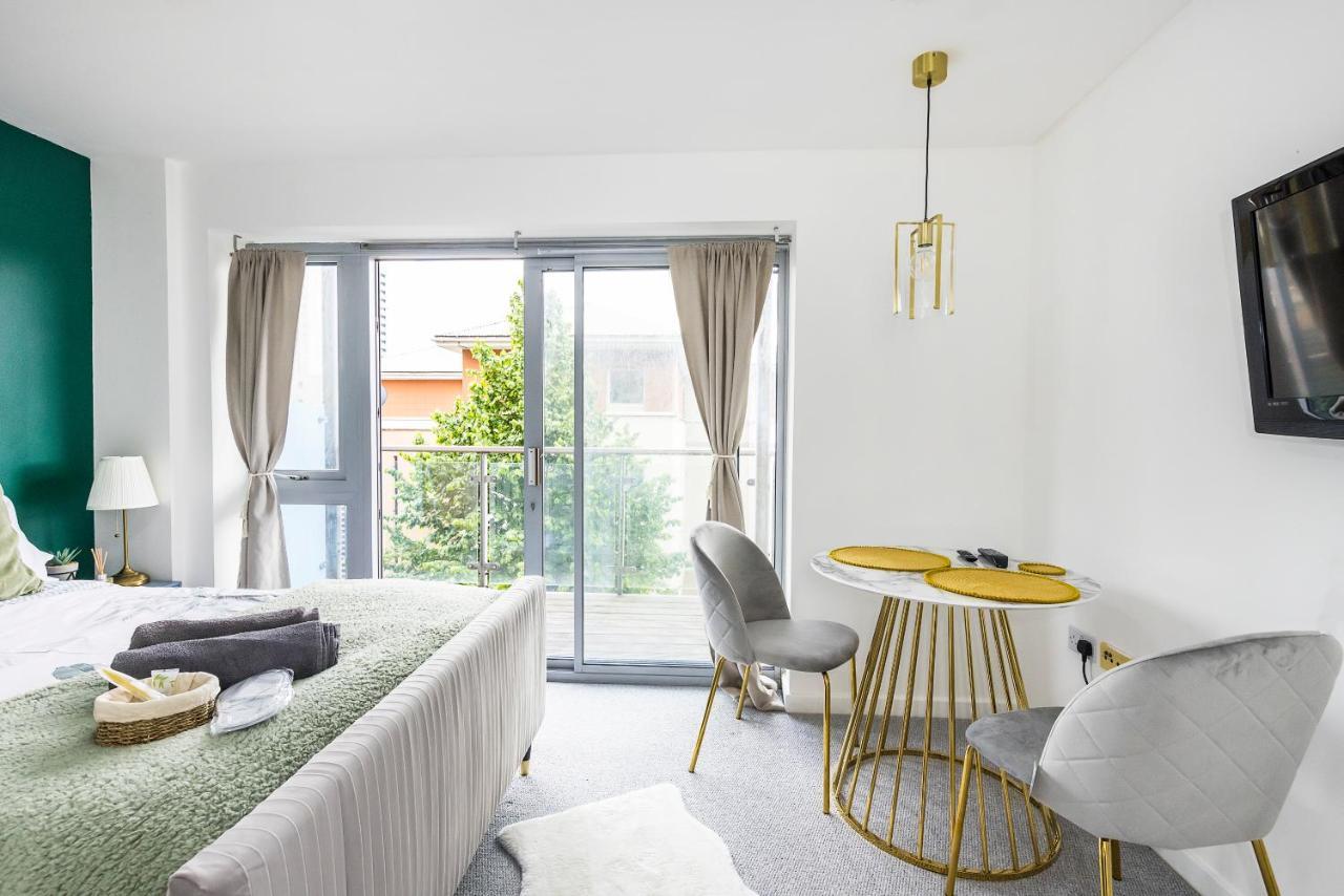 Bow Wharf Apartments ลอนดอน ภายนอก รูปภาพ